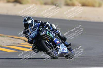 media/Oct-08-2022-SoCal Trackdays (Sat) [[1fc3beec89]]/Turn 10 (945am)/